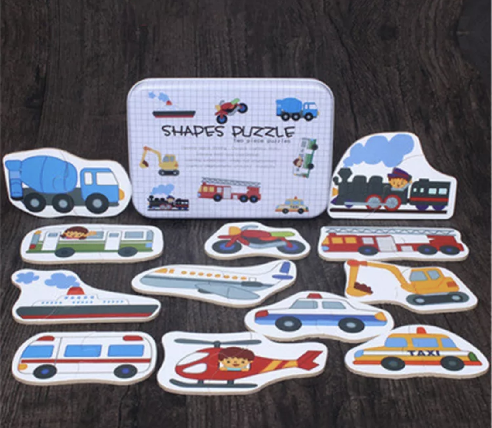 Set puzzle din lemn format din două piese mari având ca tematică mașini autobuze salvare elicoptere și mașini de transport puzzle vin în cutie de tablă frumos colorate indicat copiilor de doi ani