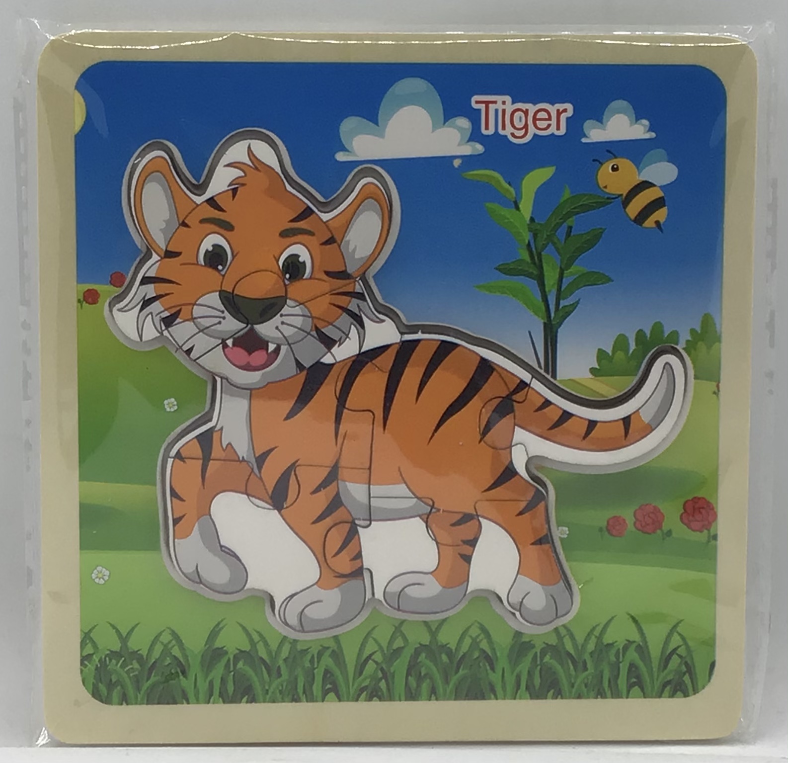 Puzzle din lemn 3-D având ca tematică animalele sălbatice din junglă indicat copiilor de trei ani în joc educativ se poate stimula gândirea micuțului