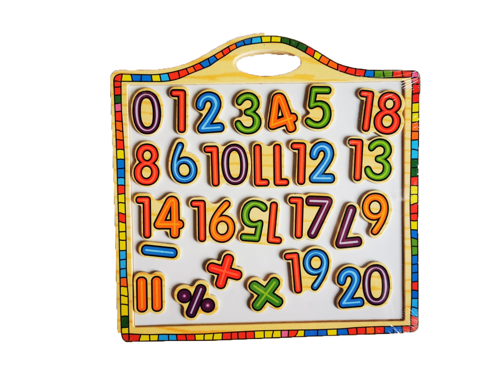  Setul contine: tablita  , puzzle magnetic .
Imprimare viu colorată, naturală, în condiții de siguranță pentru copii. Puzzle-ul magnetic ușor de manevrat și de lipit pe planșă asigură ore de distracție! Cutia din lemn este ușor de transportat! Cei mici o pot lua cu ei în călătorii. Copiii pot afla mai multe despre   despre numere cu ajutorul acestei jucării.

 