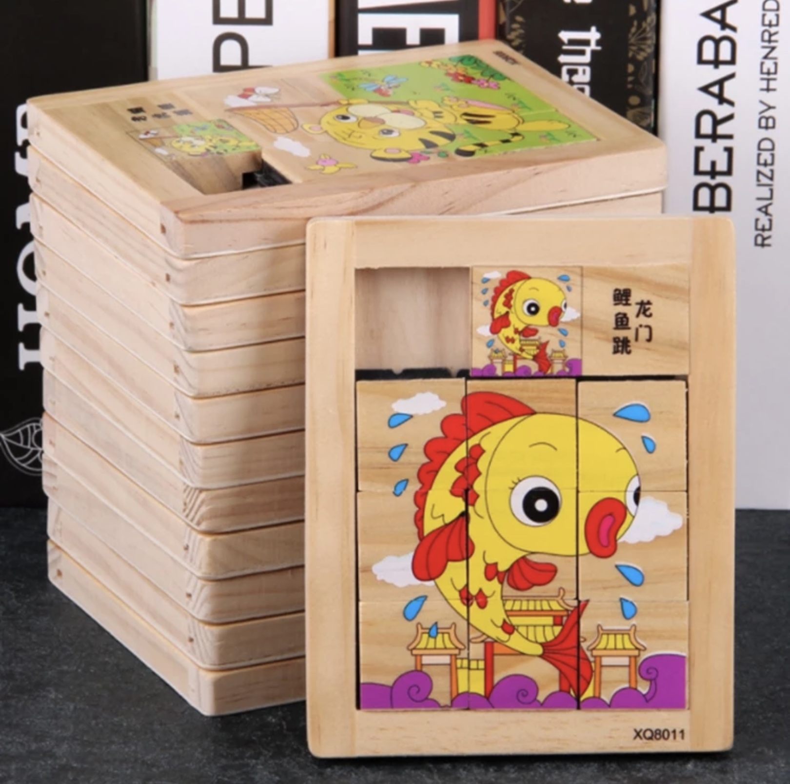 Puzzle din lemn de tip tabletă cu animale domestice și sălbatice pentru copii de vârstă trei ani